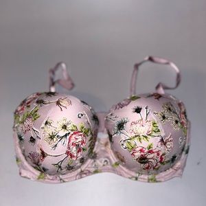 Victoria secret floral lace bra never worn 34DD
